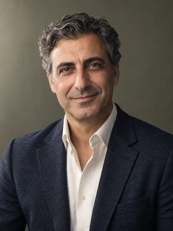 Portrait of Dorian Havelin, a team member